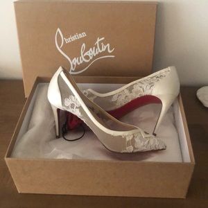 Brand New! White lace Christian Louboutin crepe